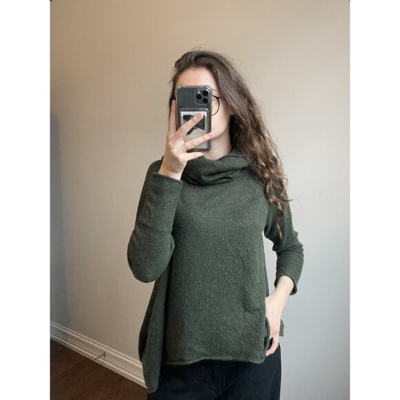 Green QI Cashmere Turtleneck SIze M - Picture 8 of 9
